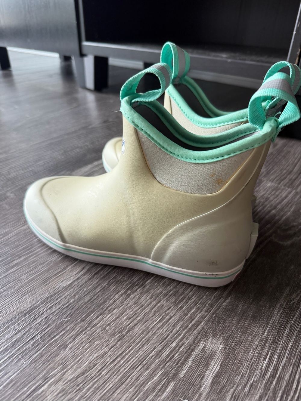 XTRATUF Women's Short Rain Boots in Light Green - Picture 2 of 7